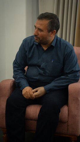 تصاویر| دیدار صمیمانه آیت‌الله همدانی با خانواده‌های شهدا و ایثارگران در البرز