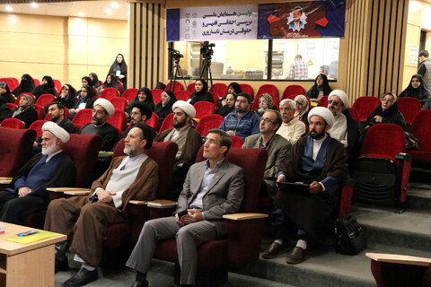 تصاویر/ همایش ملی بررسی اخلاقی، فقهی و حقوقی درمان ناباروری