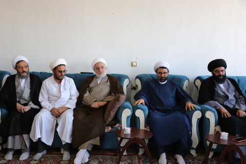 تصاویر/تکریم و سرکشی نماینده ولی فقیه از روحانیون بیجار