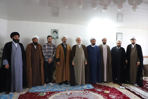 تصاویر/تکریم و سرکشی نماینده ولی فقیه از روحانیون بیجار