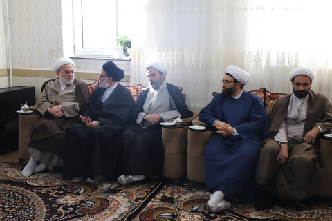 تصاویر/تکریم و سرکشی نماینده ولی فقیه از روحانیون بیجار