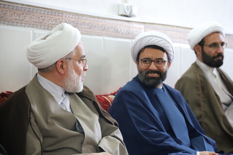 تصاویر/تکریم و سرکشی نماینده ولی فقیه از روحانیون بیجار