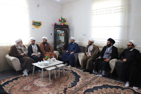 تصاویر/تکریم و سرکشی نماینده ولی فقیه از روحانیون بیجار