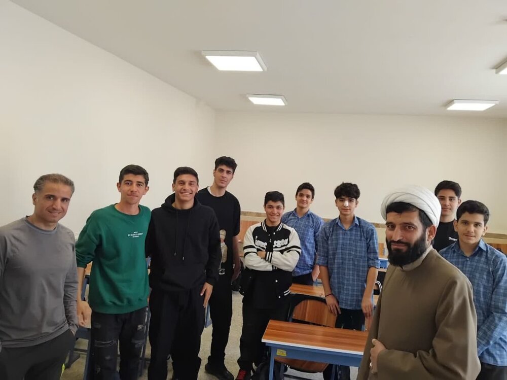 طرح گفتمان افق روشن در استان البرز در حال برگزاری است+عکس