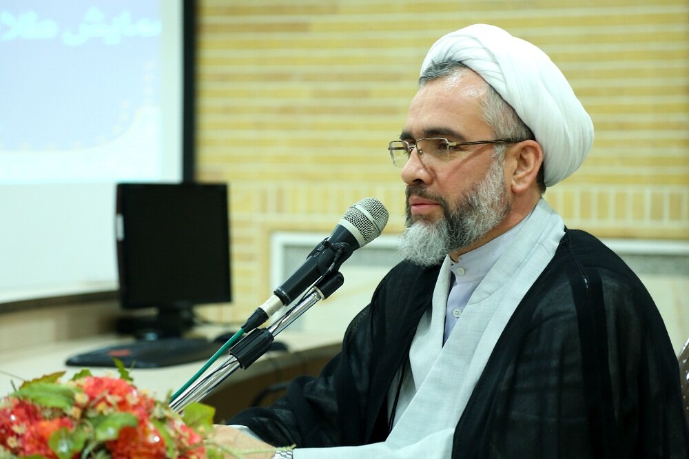 شهید آوینی در دفاع از مبانی و گفتمان انقلاب اسلامی کوشا بود