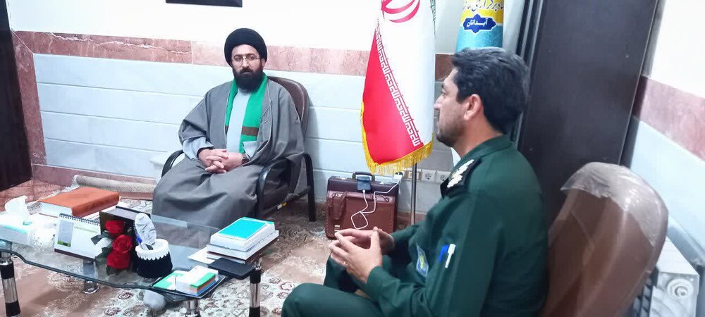 تصاویر/دیدار فرمانده بسیج دانش‌آموزی استان ایلام با امام جمعه آبدانان