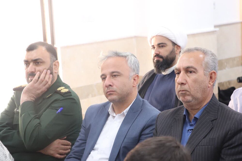 تصاویر/تجلیل از فعالان قرآنی شهرستان مهران