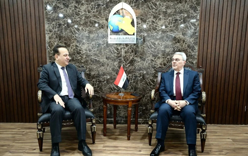 العراق يستدعي السفير اللبناني على خلفية تصريحات عون بشأن الحشد الشعبي العراق يستدعي السفير اللبناني على خلفية تصريحات عون بشأن الحشد الشعبي
