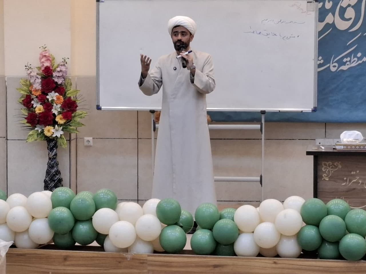 دوره دو روزه تخصصی معارف نماز در کاشان برگزار شد