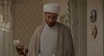 یادداشتی بر صحنه پایانی قسمت بیستم «پایتخت ۷» / حضور کوتاه اما معنادار یک روحانی جوان