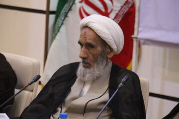 حکمت مشای اسلامی بازنویسی حکمت ارسطویی نیست