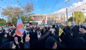 تصاویر/ حضور طلاب و کادر مدرسه علمیه فاطمه زهرا سلام الله علیها اراک در اجتماع مردمی بر علیه جنایات رژیم صهیونیستی