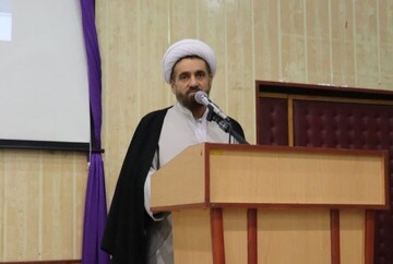 نسل جوان را از آموزهای دینی محروم نکنیم