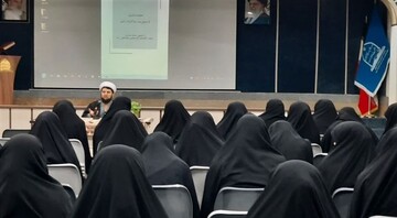 تولید داخلی محور عبور از مشکلات اقتصادی ایران است