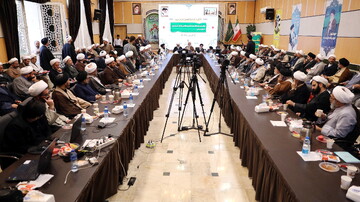 تصاویر/ نشست آیت الله اعرافی با مدیران آموزش حوزه تهران