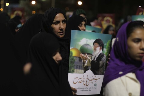 تصاویر/ تجمع دانشجویان، طلاب و مردم بیرجند بر علیه جنایت رژیم کودکش اسرائیل