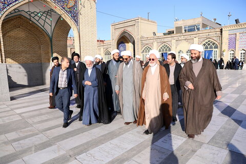 تصاویر/استقبال و زیارت آیت الله اعرافی از حرم مطهر شاه عبدالعظیم حسنی