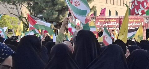تصاویر/حضور طلاب و کادر و اساتید مدرسه علمیه الزهرا(س)اراک در دفاع از مردم مظلوم غزه