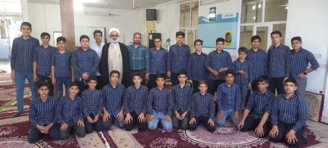 تصاویر/ جشن تکلیف دانش‌آموزان مدرسه شهید علی خدمتی آران و بیدگل