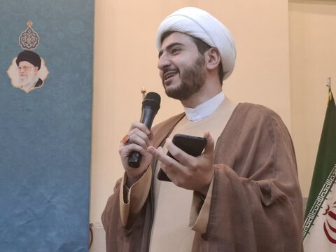 تصاویر/ دوره تخصصی معارف نماز ویژه مدیران مدارس و ائمه جماعات مساجد کاشان