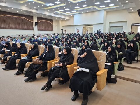 تصاویر/ دوره تخصصی معارف نماز ویژه مدیران مدارس و ائمه جماعات مساجد کاشان