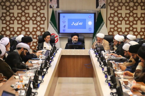 نشست هم‌اندیشی مبلغان ایرانی اعزامی به خارج از کشور با محوریت «قرارگاه تبلیغ بین‌الملل»