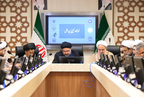 نشست هم‌اندیشی مبلغان ایرانی اعزامی به خارج از کشور با محوریت «قرارگاه تبلیغ بین‌الملل»