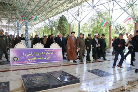 دیدار نیروهای مسلح بروجرد با امام جمعه شهرستان