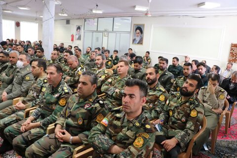 دیدار نیروهای مسلح بروجرد با امام جمعه شهرستان