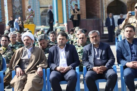 تصاویر/ آیین غبارروبی مزار شهدا به مناسبت ۲۹ فروردین روز ارتش  در ارومیه