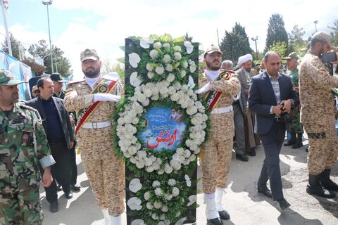 تصاویر/ آیین غبارروبی مزار شهدا به مناسبت ۲۹ فروردین روز ارتش  در ارومیه