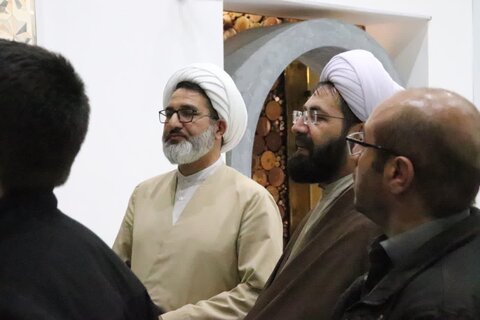 تصاویر/ بازدید طلاب پایه اول مدرسه علمیه امام خامنه‌ای ارومیه از مرکز فرهنگی و موزه دفاع مقدس ارومیه