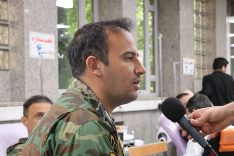 تصاویر|اهدای خون جمعی از کارکنان گروه ۴۴ توپخانه نزاجا