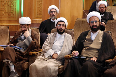 تصاویر/ نشست اساتید و معاونین واحدهای آموزشی حوزه علمیه تهران با آیت الله اعرافی