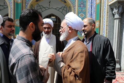 تصاویر/ اقامه نماز ظهر حرم عبدالعظیم حسنی(ع) به امامت آیت الله اعرافی