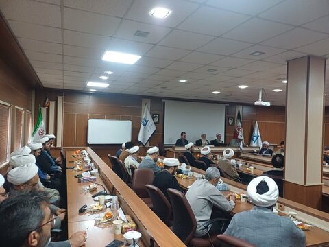 تصاویر/دیدار فارغ التحصیلان موسسه امام خمینی (ره) قم با نماینده ولی فقیه در استان مرکزی