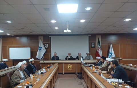 تصاویر/دیدار فارغ التحصیلان موسسه امام خمینی (ره) قم با نماینده ولی فقیه در استان مرکزی