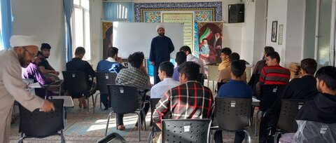 تصاویر/ برگزاری کارگاه‌های آموزشی در مدرسه علمیه حضرت ولی عصر(عج) قمصر کاشان