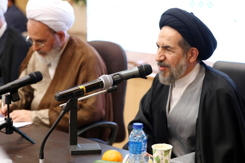 تصاویر/ گردهمایی مسئولان و دغدغه مندان فرهنگی با آیت الله اعرافی