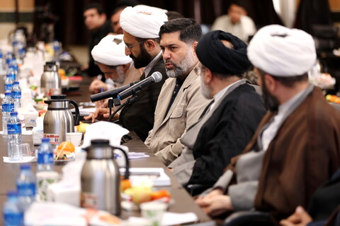 تصاویر/ گردهمایی مسئولان و دغدغه مندان فرهنگی با آیت الله اعرافی