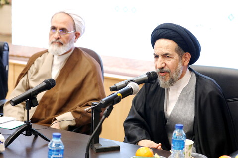 تصاویر/ گردهمایی مسئولان و دغدغه مندان فرهنگی با آیت الله اعرافی