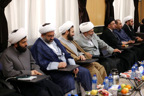 تصاویر/ گردهمایی مسئولان و دغدغه مندان فرهنگی با آیت الله اعرافی