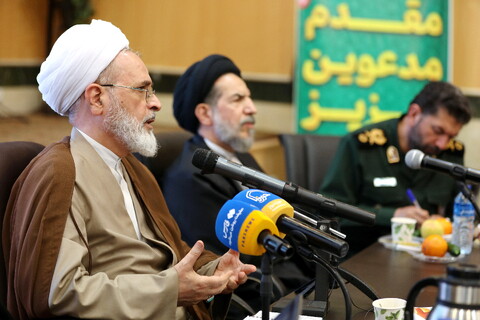 تصاویر/ گردهمایی مسئولان و دغدغه مندان فرهنگی با آیت الله اعرافی