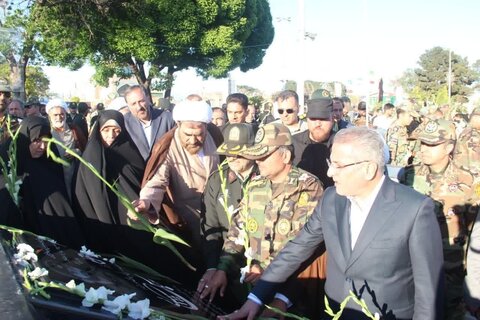 تصاویر / مراسم غبارروبی مزار شهدا ی قزوین