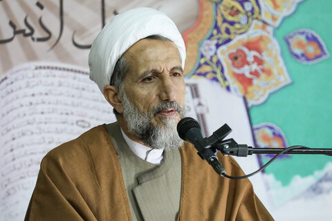 قرآن کریم کی بہترین توصیفات خود قرآن میں اور اس کے بعد نہج البلاغہ میں ملتی ہیں