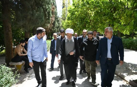 تصاویر| بازدید نماینده ولی فقیه در فارس از فعالیت جهادی بیش از ۲۵۰ دندانپزشک از سراسر کشور در شیراز