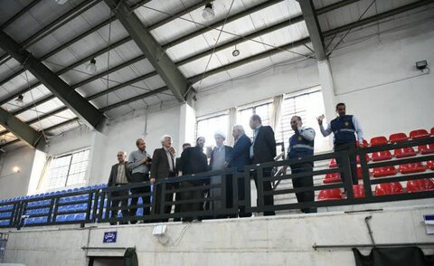 تصاویر| بازدید نماینده ولی فقیه در فارس از فعالیت جهادی بیش از ۲۵۰ دندانپزشک از سراسر کشور در شیراز