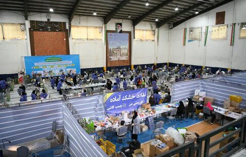 تصاویر| بازدید نماینده ولی فقیه در فارس از فعالیت جهادی بیش از ۲۵۰ دندانپزشک از سراسر کشور در شیراز