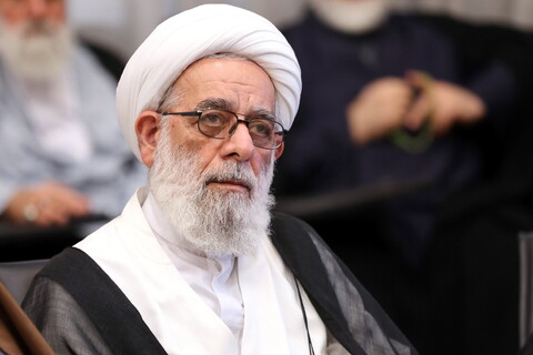 تصاویر/ نشست آیت الله اعرافی با مدیران آموزش حوزه تهران