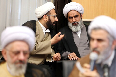تصاویر/ نشست آیت الله اعرافی با مدیران آموزش حوزه تهران